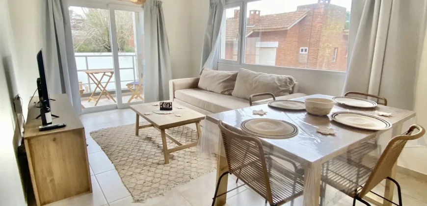 Venta dep 2 amb con cochera – Pinamar