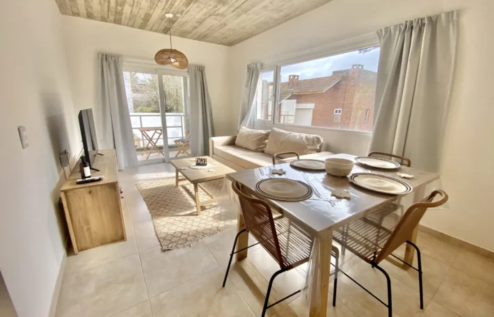 Venta dep 2 amb con cochera – Pinamar