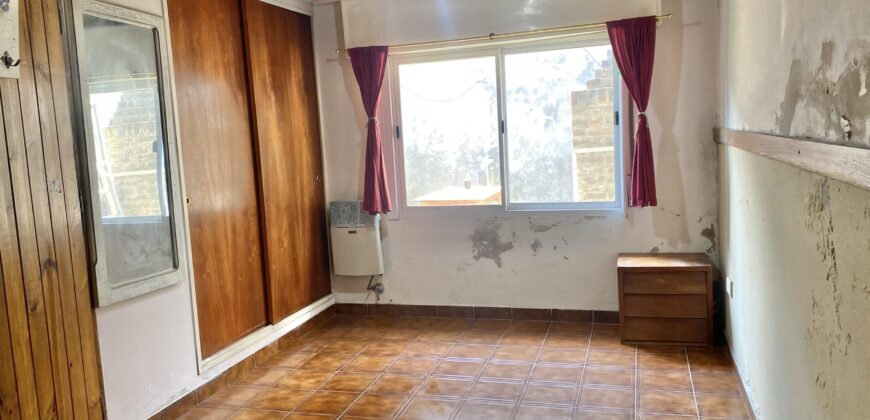 Casa en lote propio en La Plata