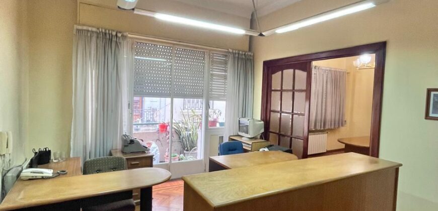 Oficina en Lavalle al 400, Microcentro